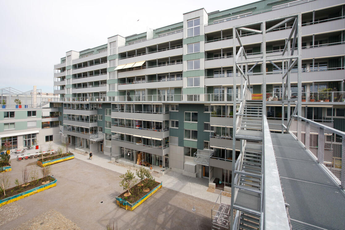 Verbindung zwischen beiden Baukörpern